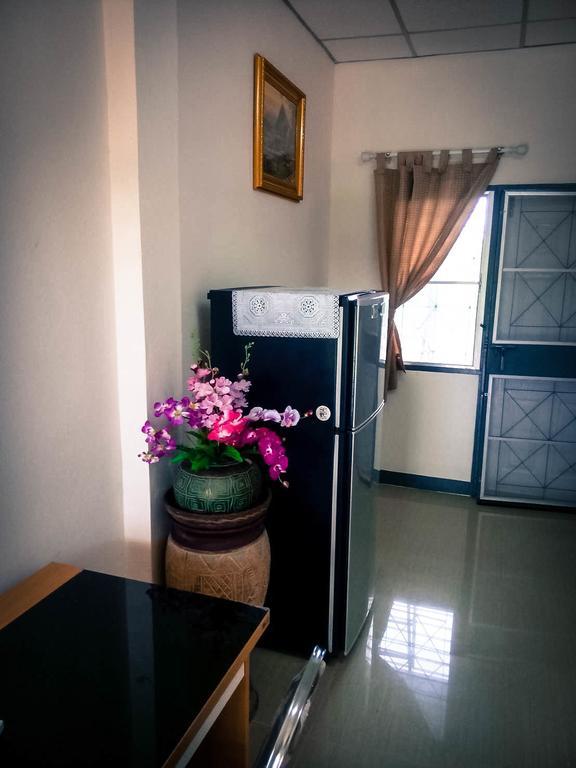 Pob Choke Residences Sattahip Esterno foto
