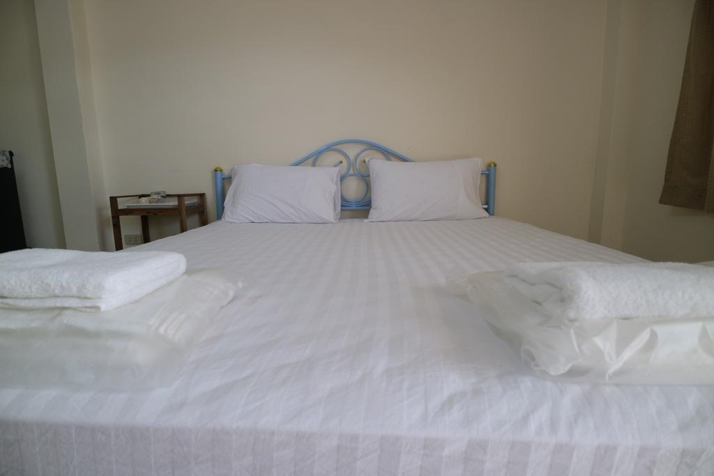 Pob Choke Residences Sattahip Esterno foto